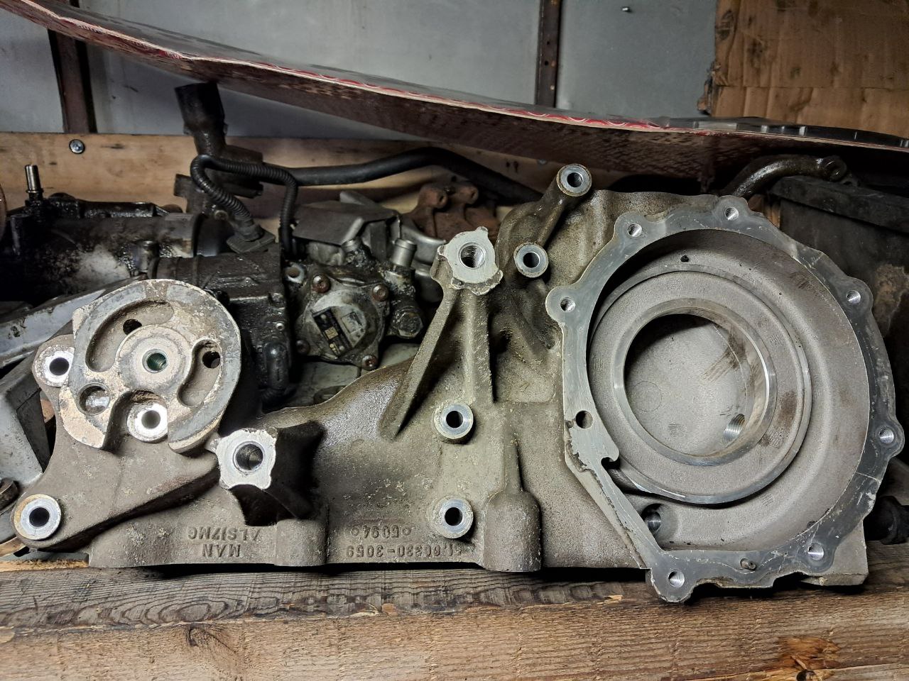 Корпус помпы man tgx или man tgs